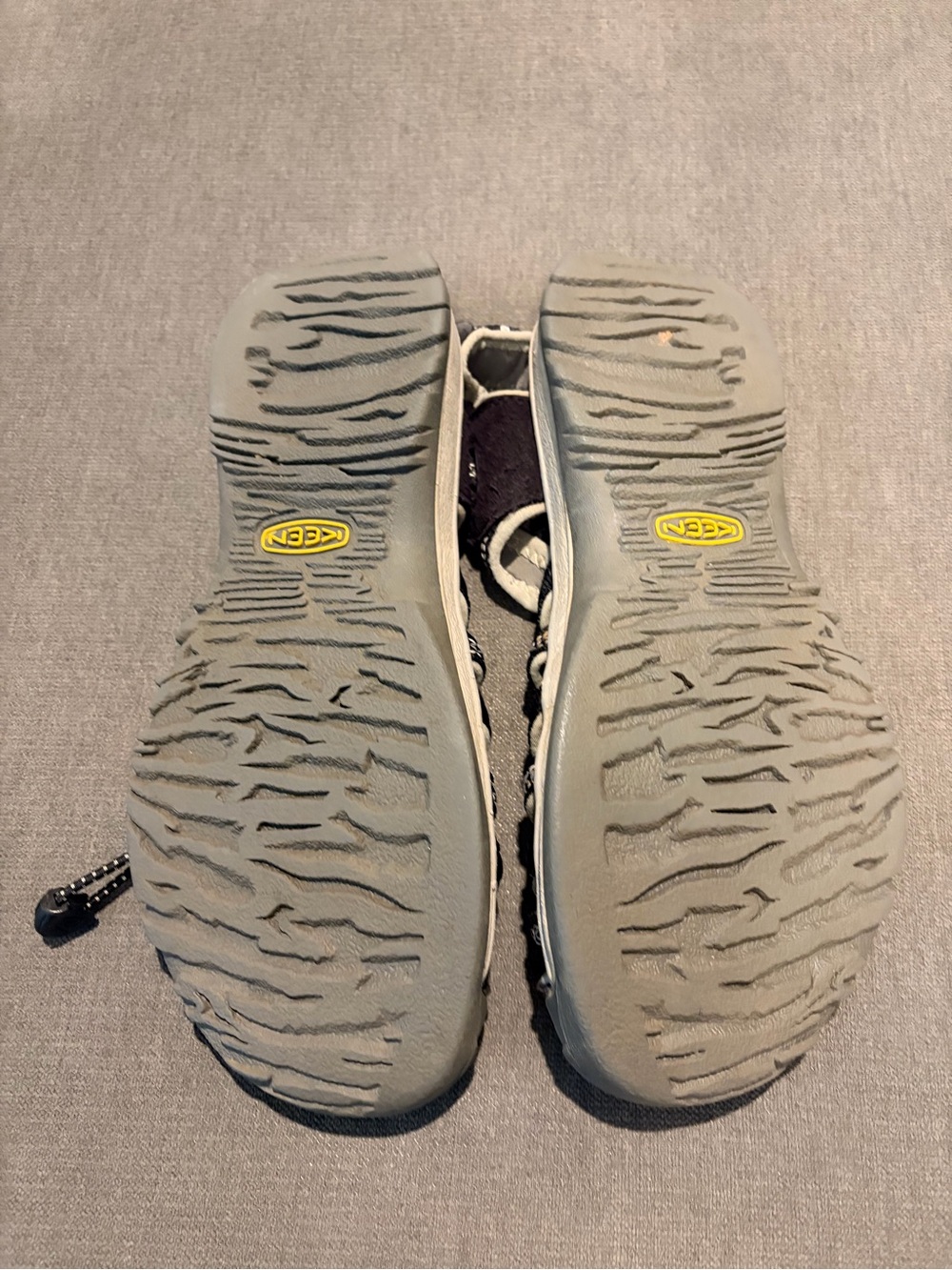 Keen sandals size 9 - Picture 5 of 5